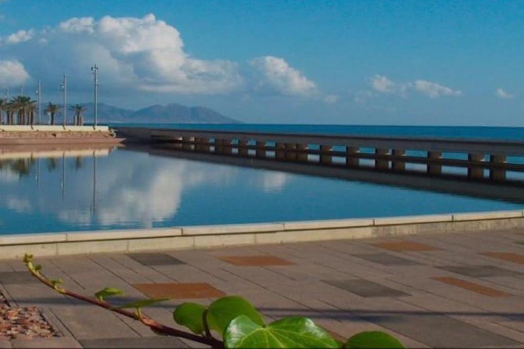 Piso Familiar En El Toyo Apartment Almeria Ngoại thất bức ảnh